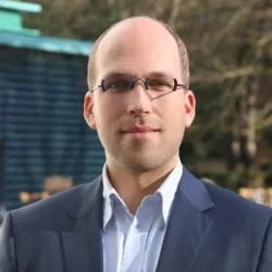 Peter Plochan Thumbnail